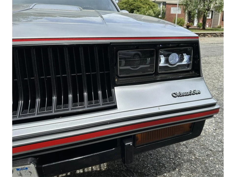 1984 Oldsmobile Hurst/Olds - Image 11 of 31
