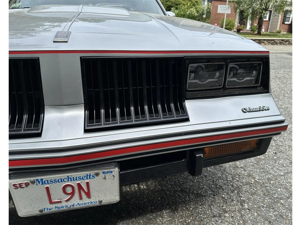 1984 Oldsmobile Hurst/Olds - Image 8 of 31