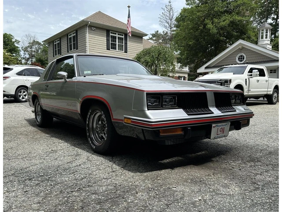 1984 Oldsmobile Hurst/Olds - Image 4 of 31