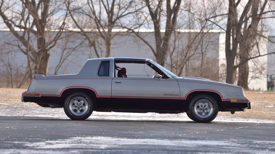 1984 Oldsmobile Hurst/Olds - Image 2 of 20