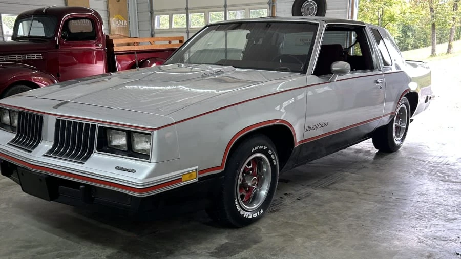 1984 Oldsmobile Hurst/Olds - Image 5 of 27