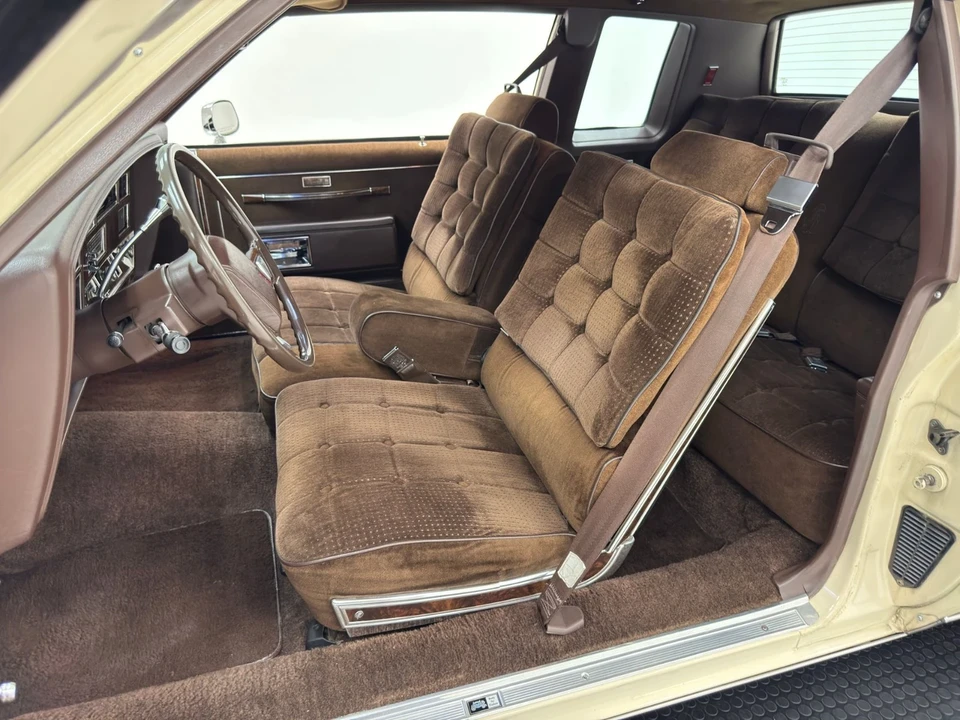 1984 Oldsmobile 98 - Image 19 of 21