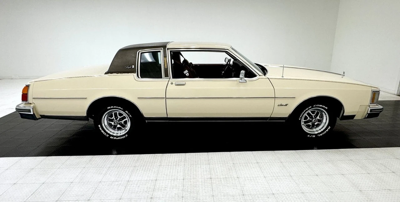 1984 Oldsmobile 98 - Image 7 of 21