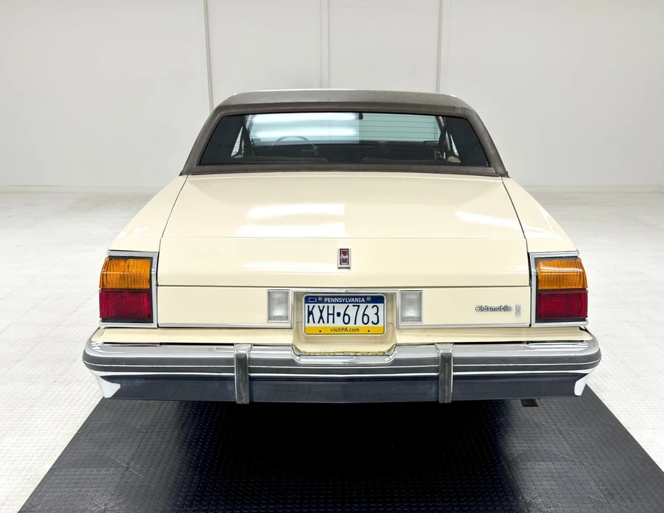 1984 Oldsmobile 98 - Image 6 of 21
