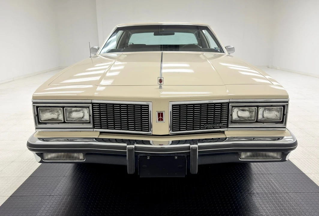 1984 Oldsmobile 98 - Image 12 of 21