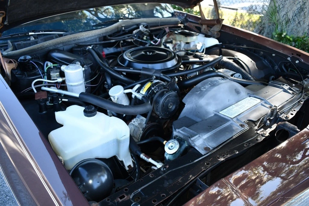 1984 Oldsmobile 98 - Image 18 of 21
