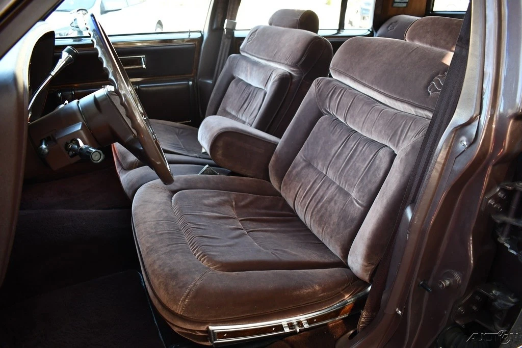 1984 Oldsmobile 98 - Image 12 of 21