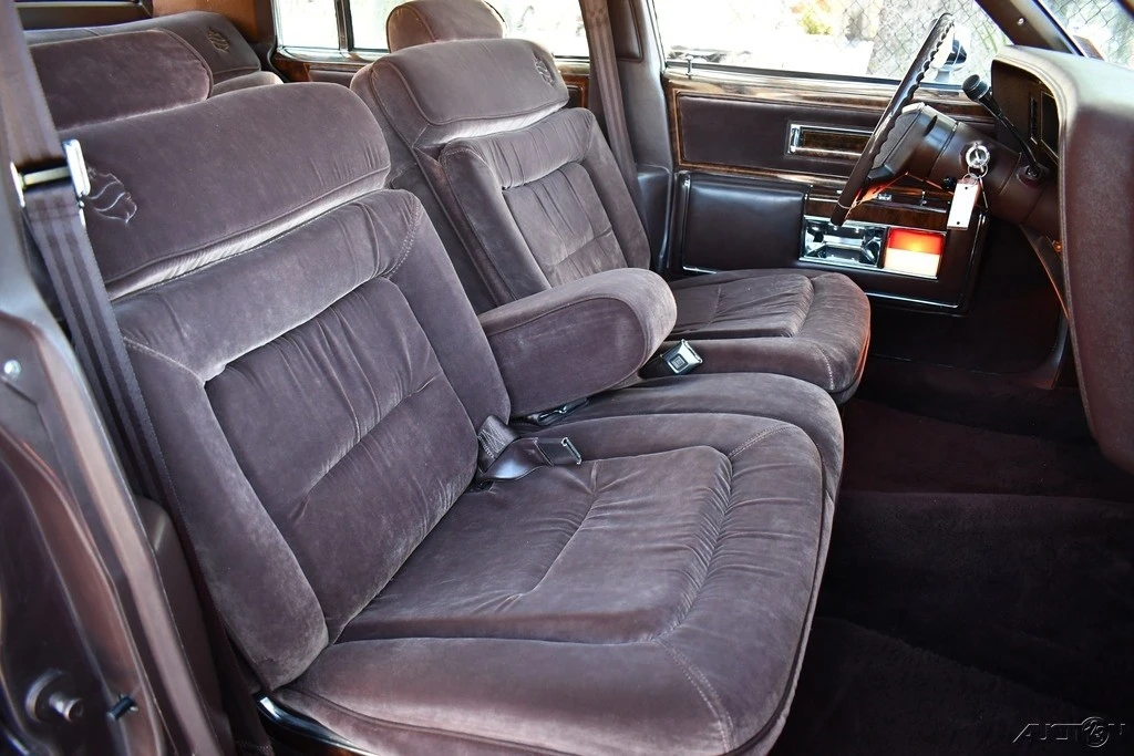 1984 Oldsmobile 98 - Image 15 of 21