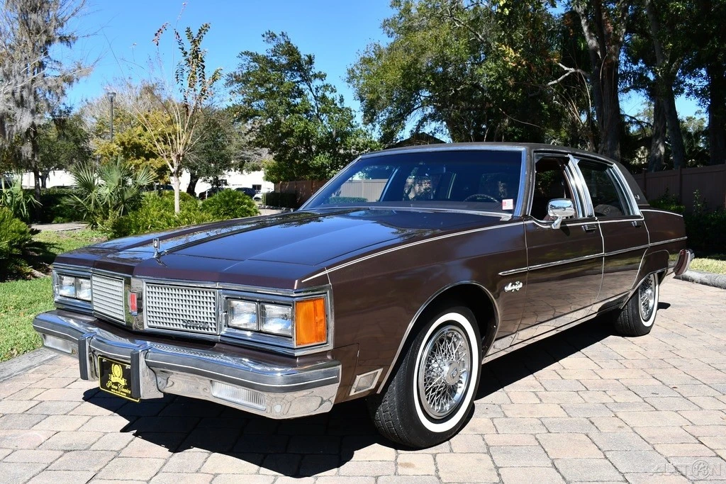 1984 Oldsmobile 98 - Image 2 of 21