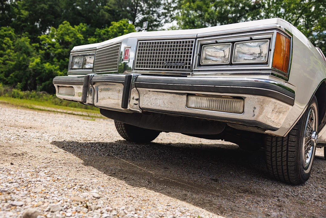 1984 Oldsmobile 98 - Image 21 of 31