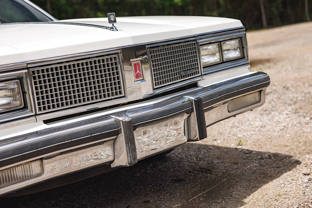 1984 Oldsmobile 98 - Image 19 of 31