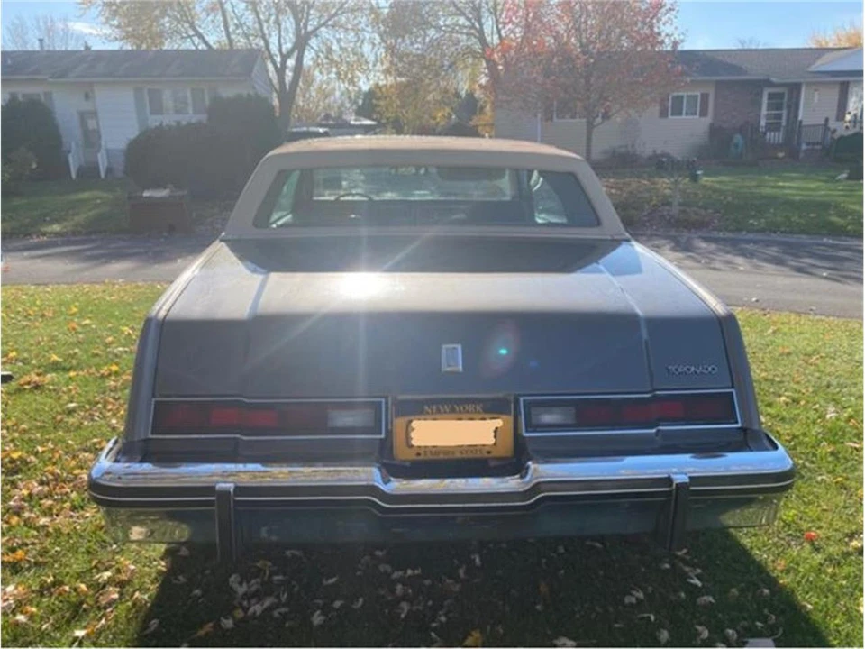 1984 Oldsmobile Toronado - Image 3 of 12