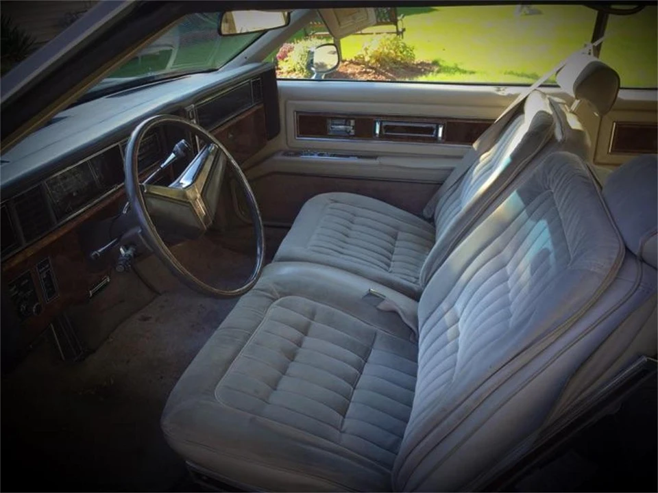 1984 Oldsmobile Toronado - Image 10 of 12