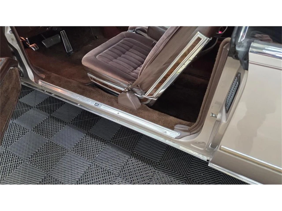 1984 Oldsmobile Toronado - Image 20 of 31