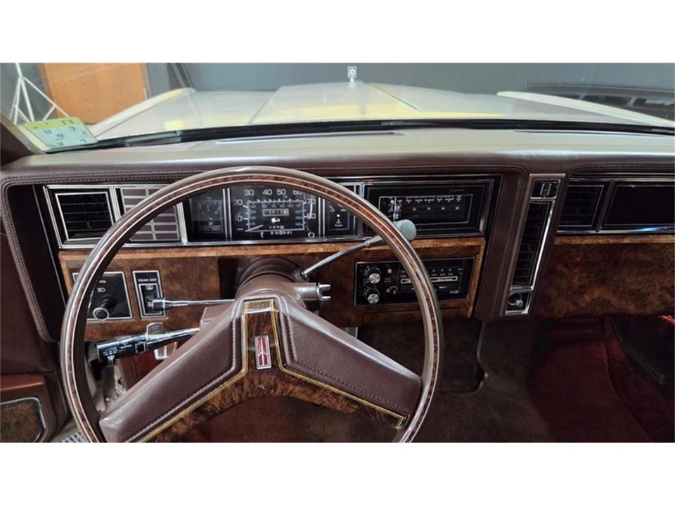 1984 Oldsmobile Toronado - Image 26 of 31