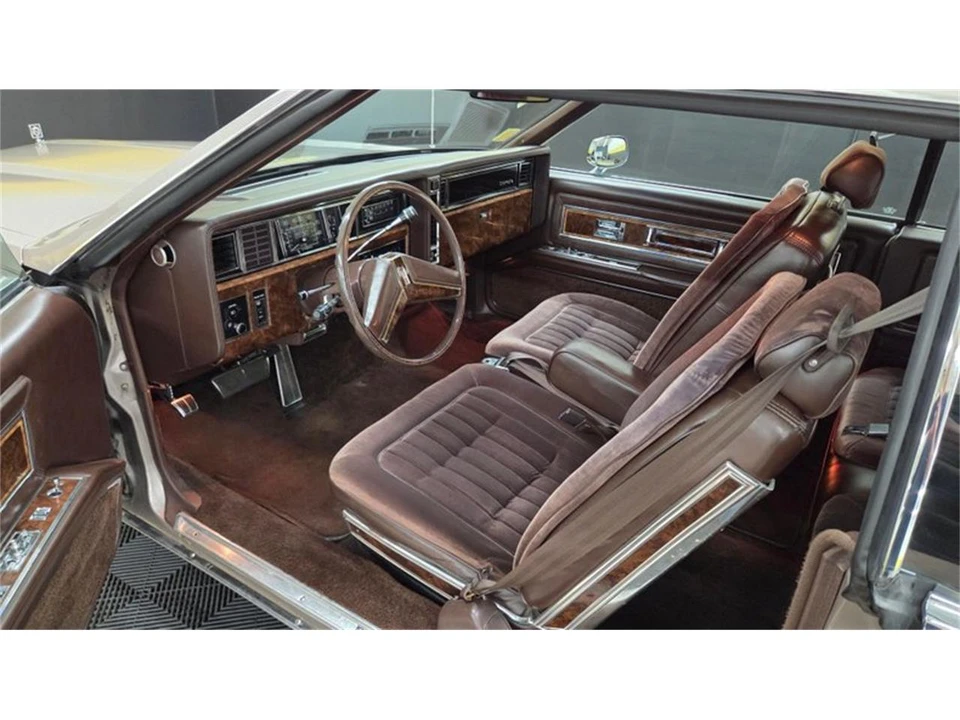 1984 Oldsmobile Toronado - Image 21 of 31