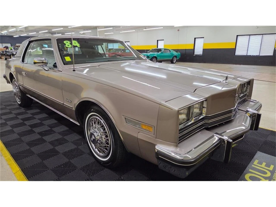 1984 Oldsmobile Toronado - Image 3 of 31