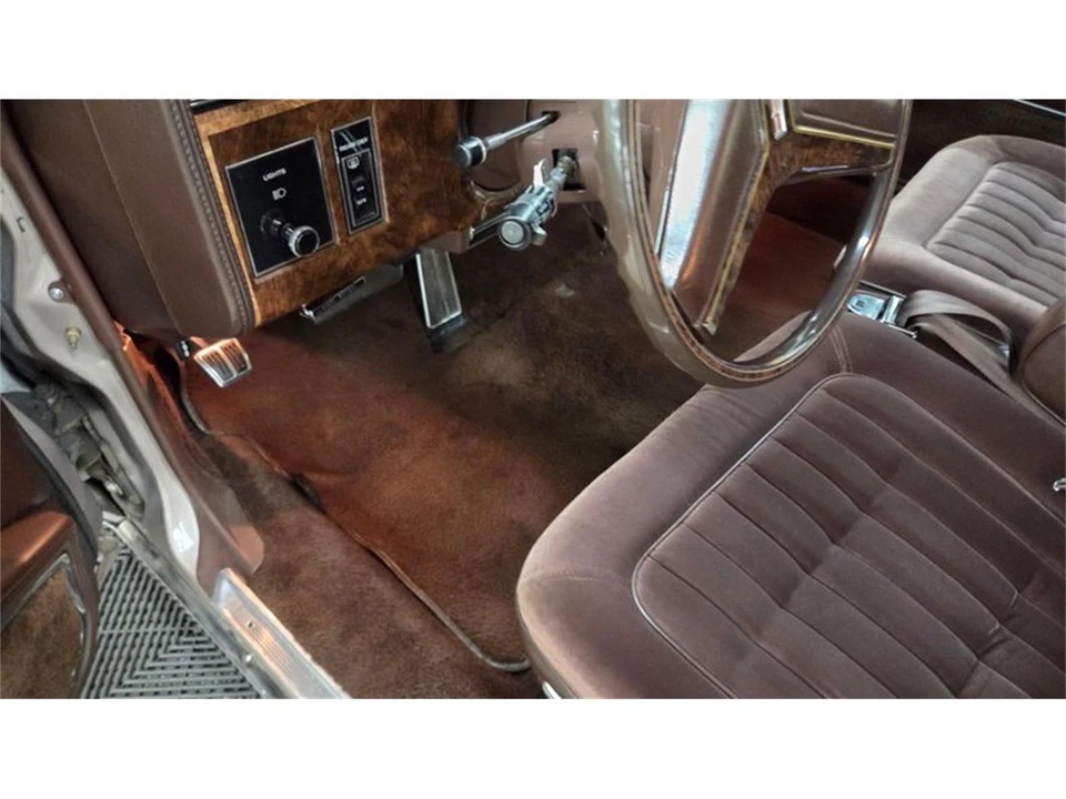 1984 Oldsmobile Toronado - Image 22 of 31