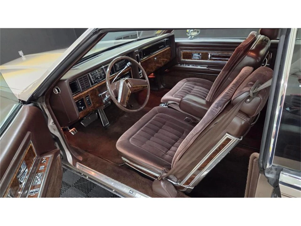 1984 Oldsmobile Toronado - Image 8 of 31