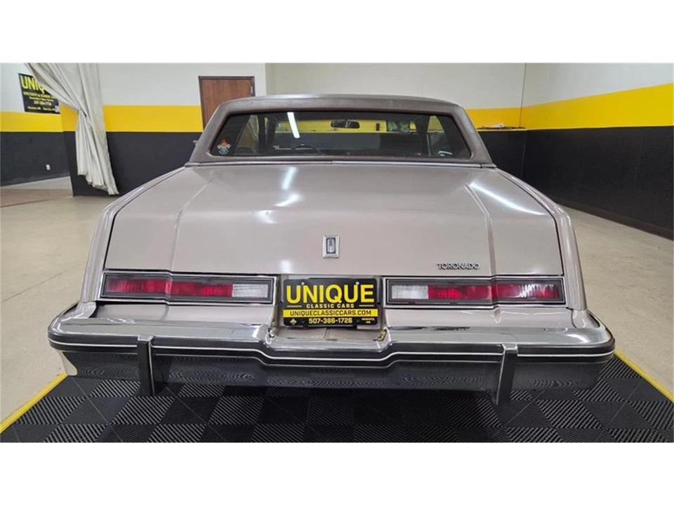 1984 Oldsmobile Toronado - Image 5 of 31