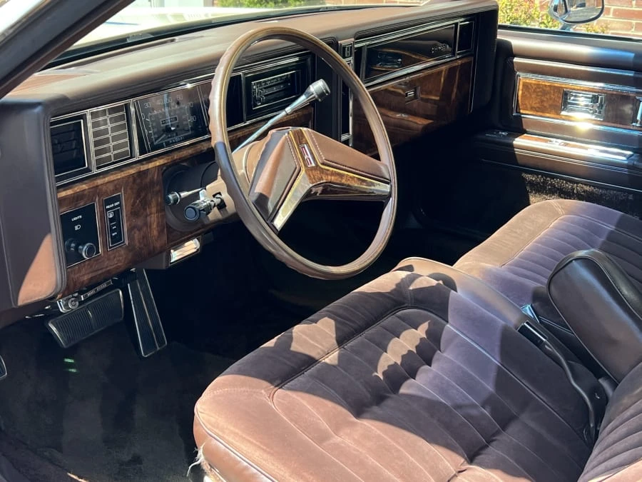 1984 Oldsmobile Toronado - Image 4 of 5