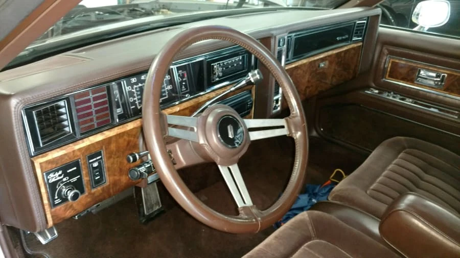 1984 Oldsmobile Toronado - Image 4 of 10