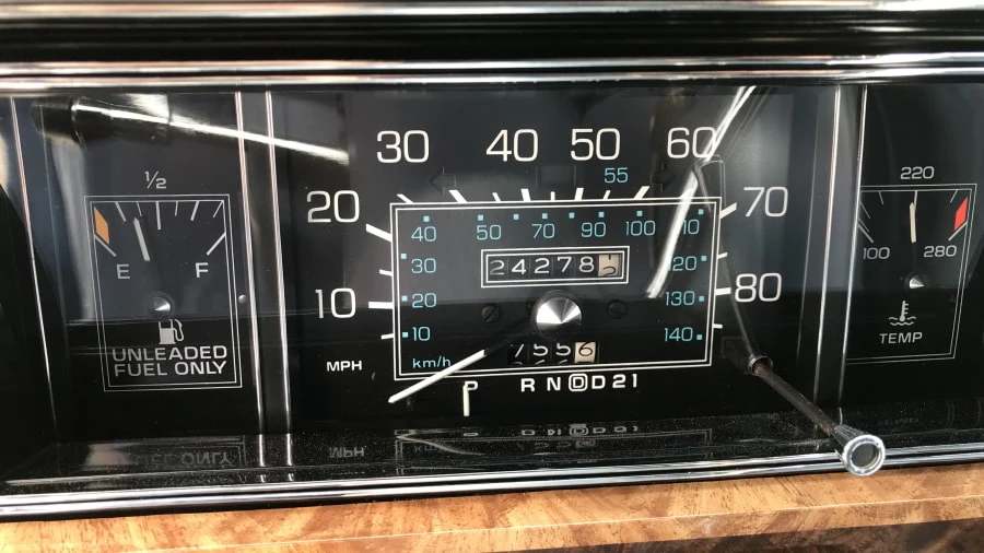1984 Oldsmobile Toronado - Image 4 of 8