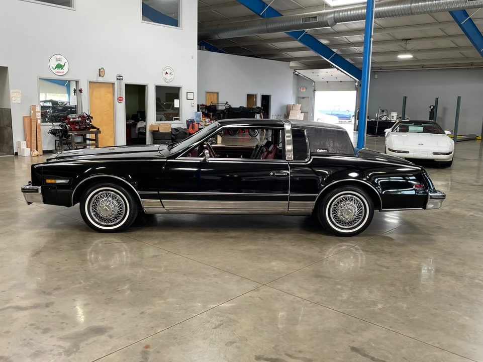 1984 Oldsmobile Toronado - Image 4 of 21