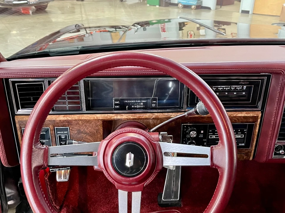 1984 Oldsmobile Toronado - Image 21 of 21