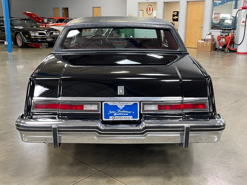 1984 Oldsmobile Toronado - Image 10 of 21