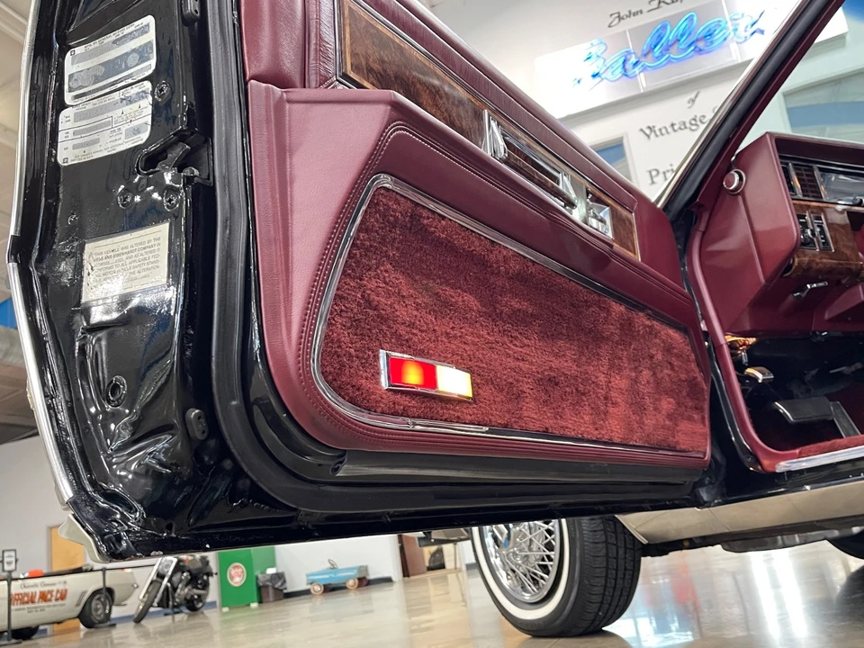 1984 Oldsmobile Toronado - Image 14 of 21