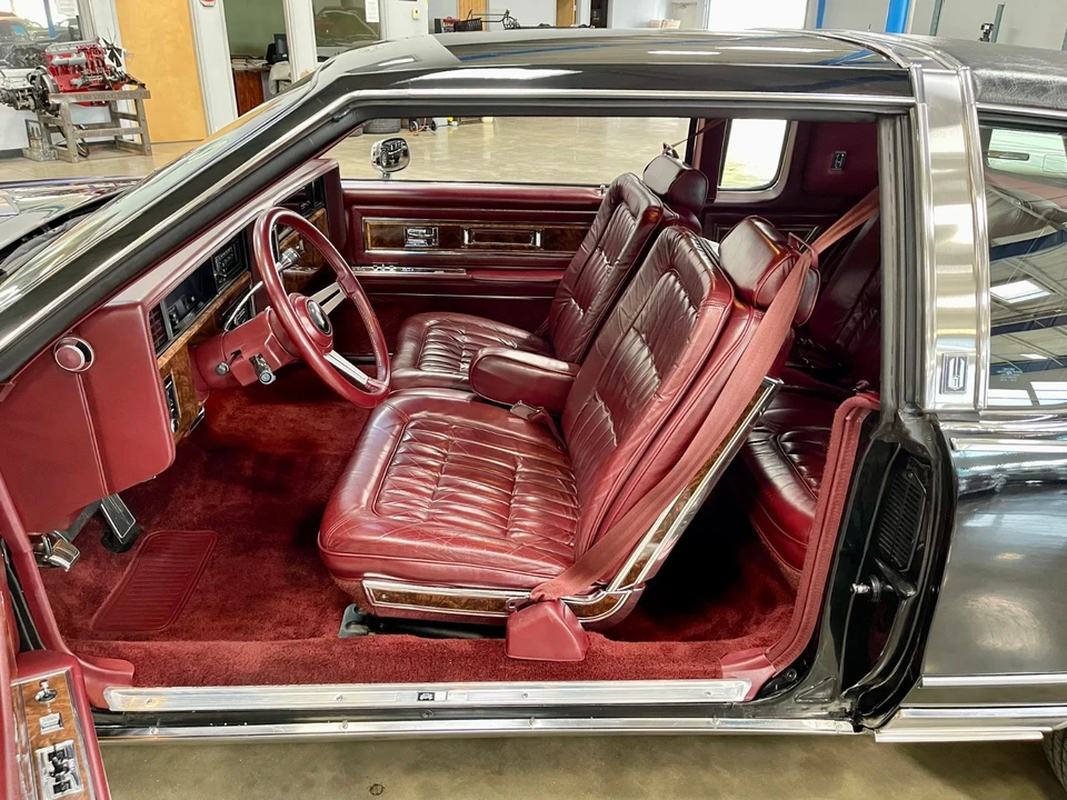 1984 Oldsmobile Toronado - Image 18 of 21