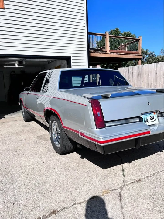 1984 Oldsmobile Cutlass Supreme - Image 5 of 11