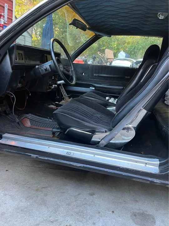 1984 Oldsmobile Cutlass Supreme - Image 3 of 5