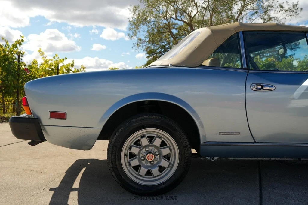 1984 Pininfarina - Image 10 of 12