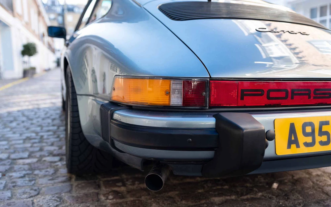 1984 Porsche 911 Carrera 3.2 - Image 21 of 31