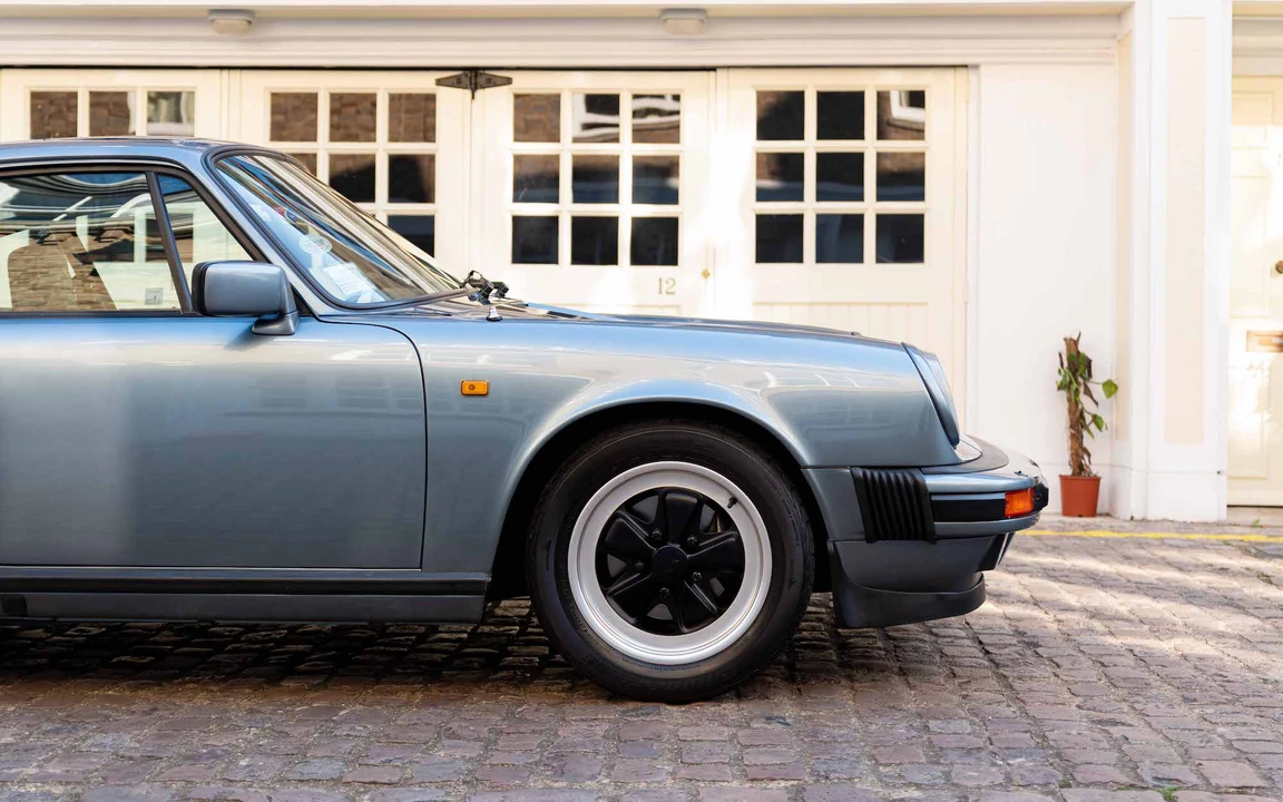 1984 Porsche 911 Carrera 3.2 - Image 28 of 31