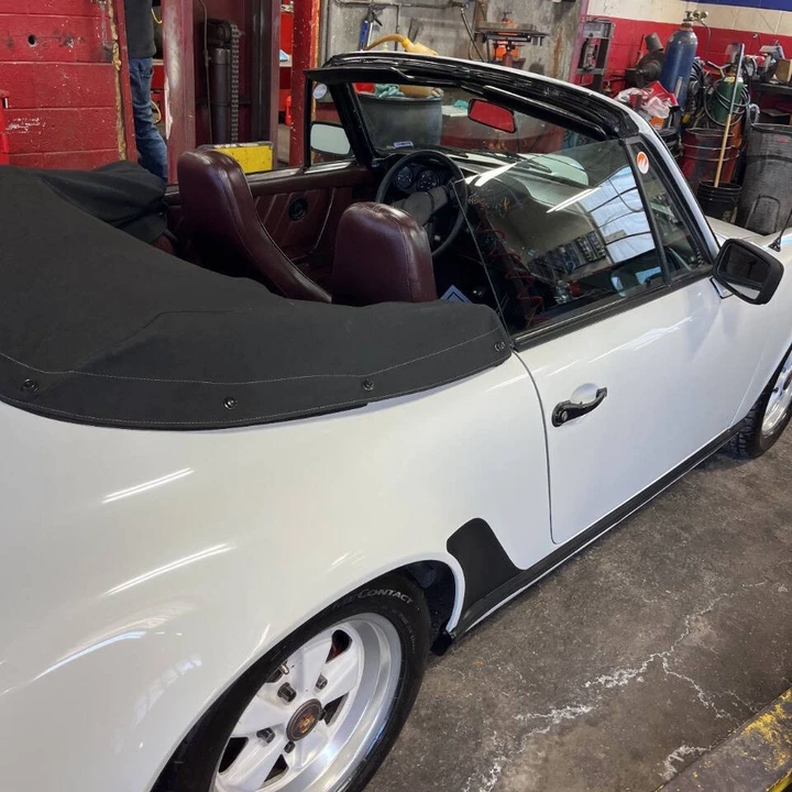 1984 Porsche 911 Carrera 3.2 - Image 11 of 21
