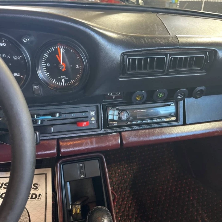 1984 Porsche 911 Carrera 3.2 - Image 19 of 21