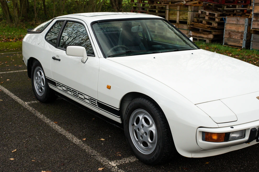1984 Porsche 924 - Image 16 of 31