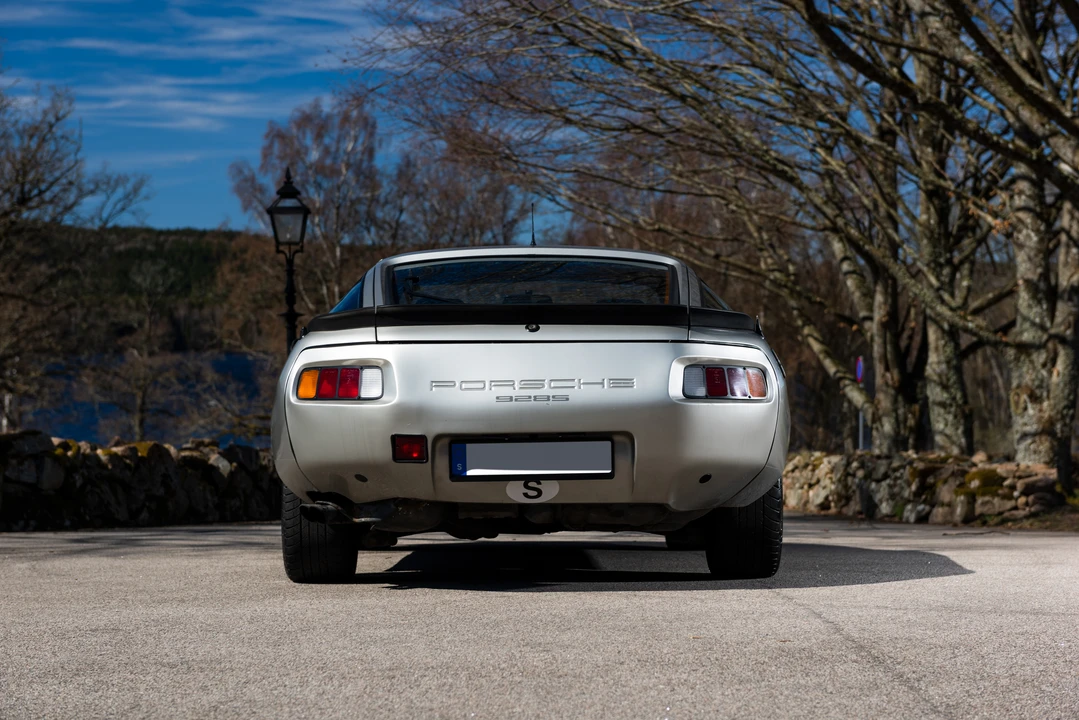 1984 Porsche 928 S - Image 12 of 31