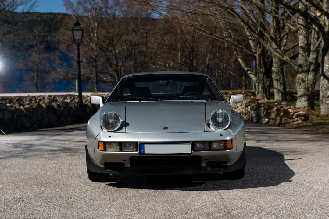 1984 Porsche 928 S - Image 3 of 31