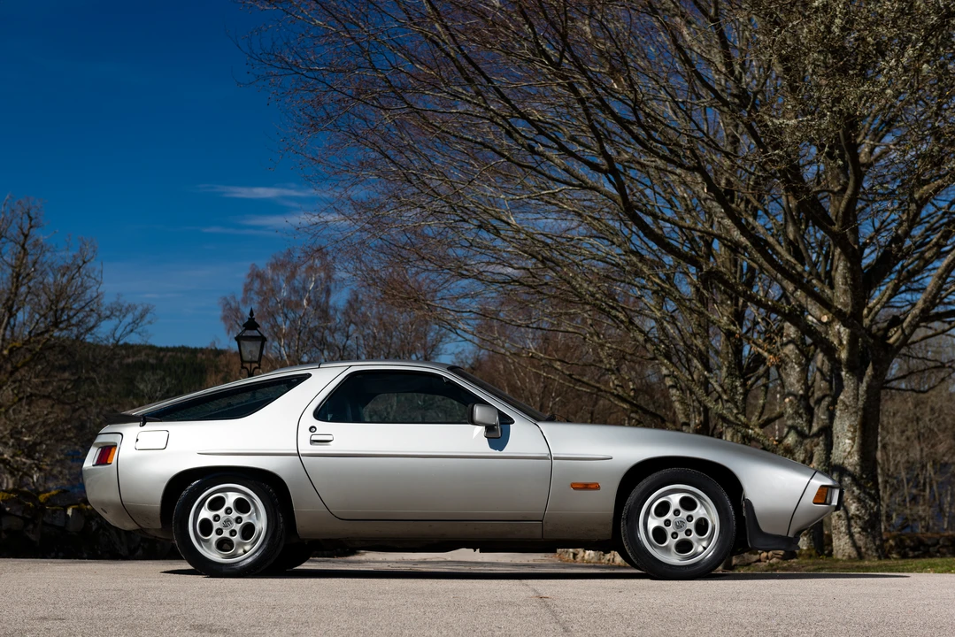 1984 Porsche 928 S - Image 9 of 31