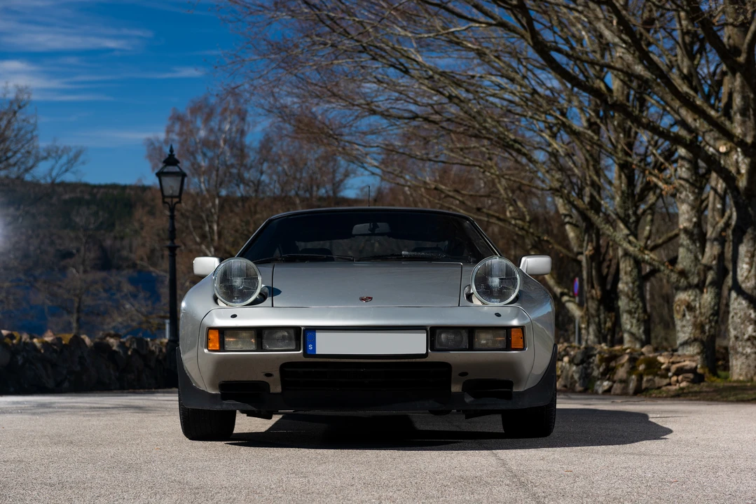 1984 Porsche 928 S - Image 14 of 31