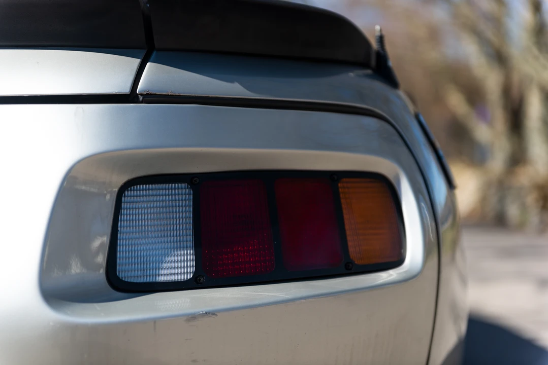 1984 Porsche 928 S - Image 27 of 31