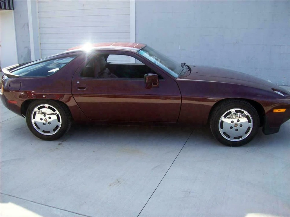 1984 Porsche 928 S - Image 5 of 5
