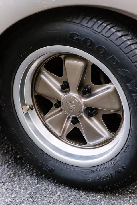 1984 Porsche 944 - Image 6 of 16