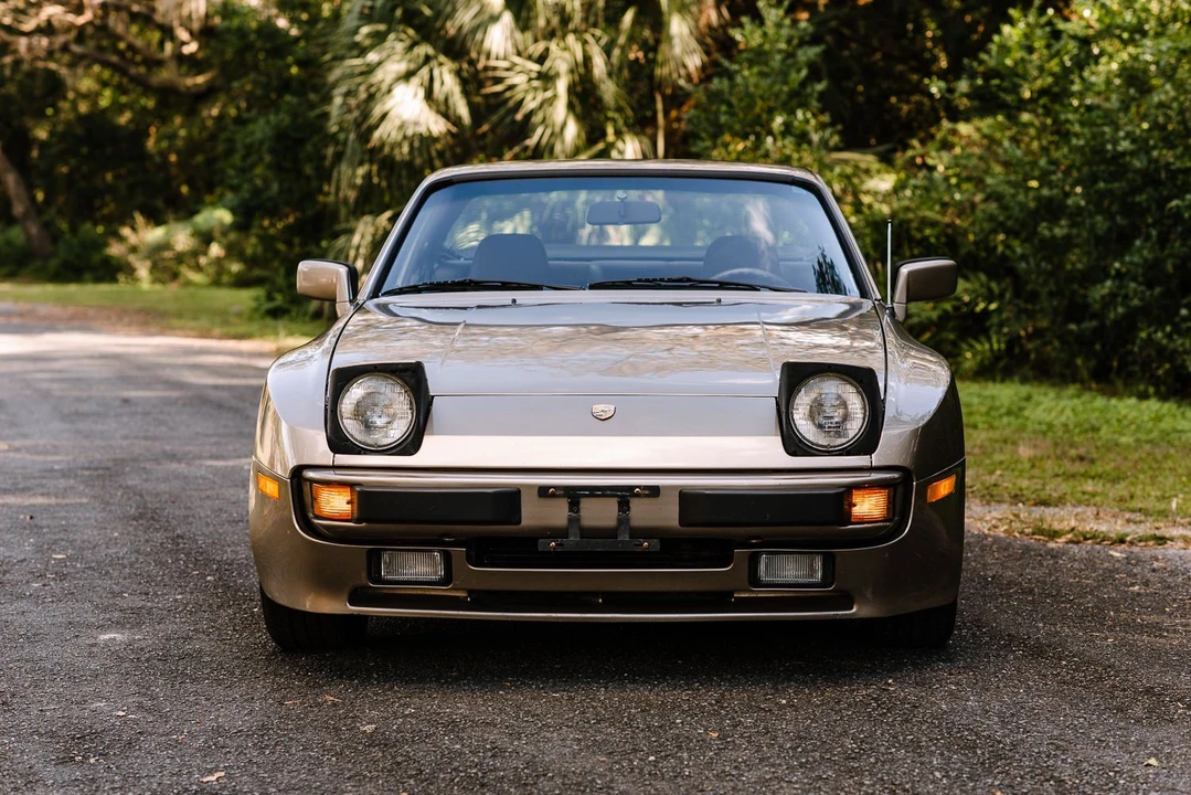 1984 Porsche 944 - Image 16 of 16