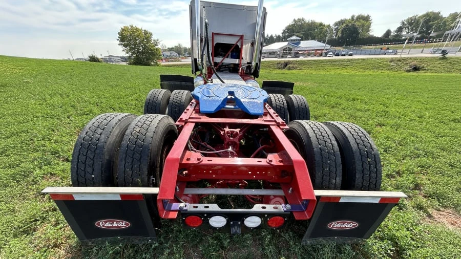 1984 Peterbilt - Image 7 of 11