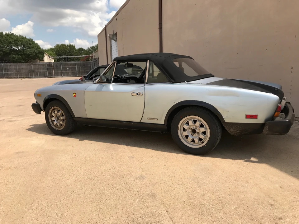 1984 Fiat 124 Sport Spider - Image 19 of 31